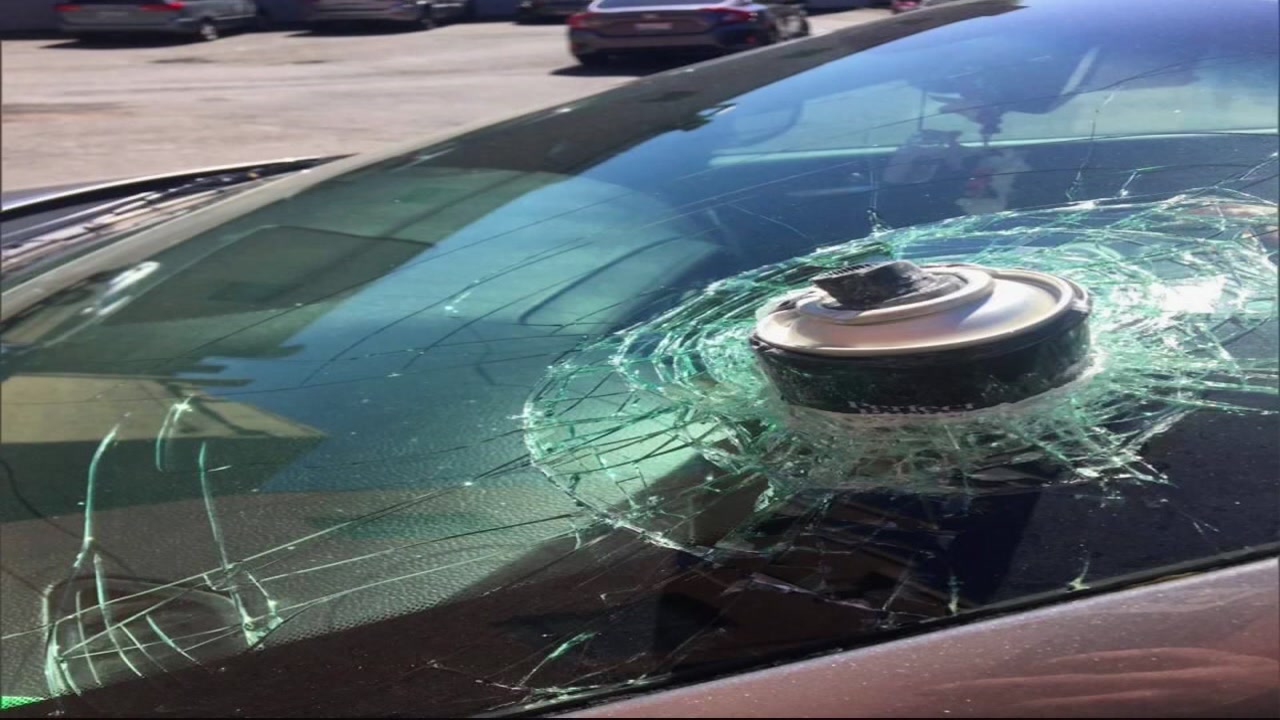 Can of hairspray explodes, shatters windshield in Oregon